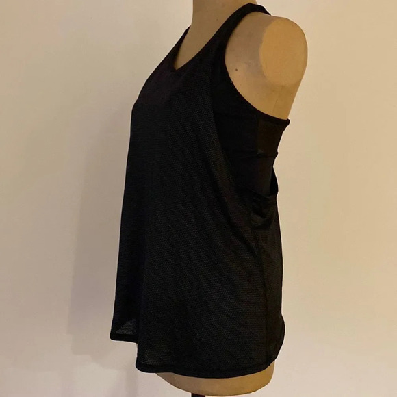 Lululemon Pushing Limits Shelf Bra Tank black w/ micro dots sz 8 perfect cond - Picture 1 of 9